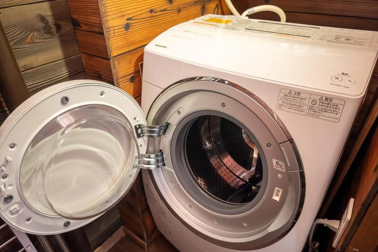Guesthouse Oneworld Shijo四条京町屋 Kyoto Japan